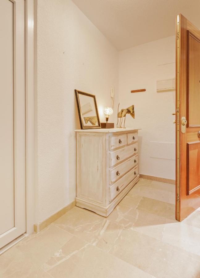 Fresh Penthouse Apartment With Great Sea Views Касарес Екстериор снимка