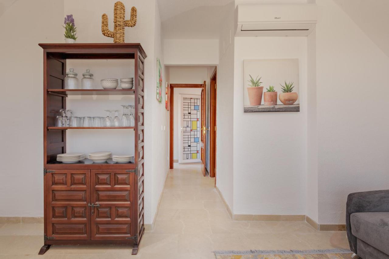 Fresh Penthouse Apartment With Great Sea Views Касарес Екстериор снимка